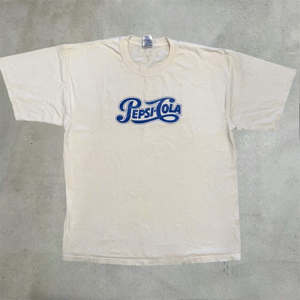 Vintage Pepsi-Cola Graphic T-Shirt Mens XL White Gildan Ultra Cotton Soda Logo